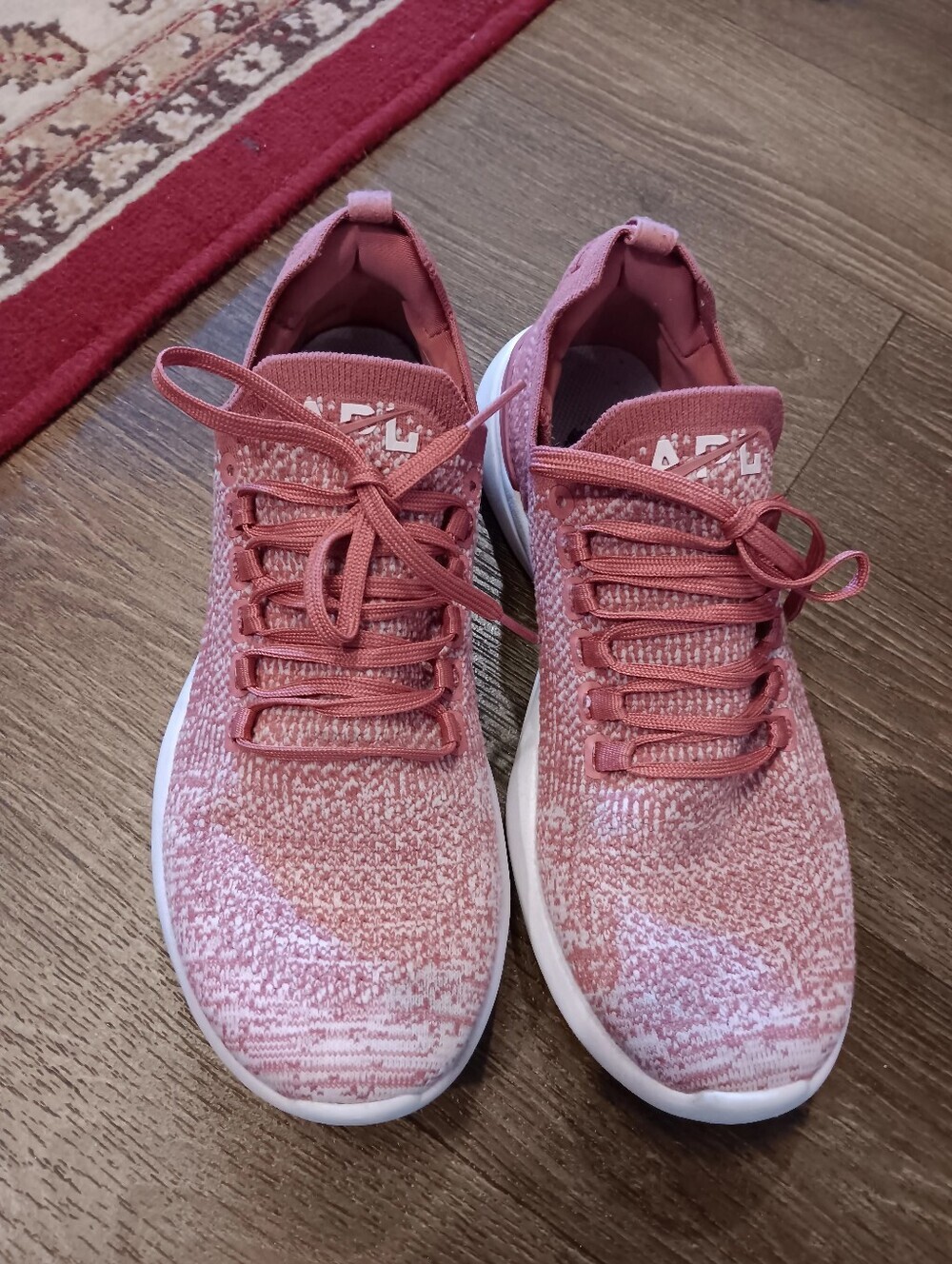 APL Techloom Breeze Cedar Bleached Pink Ombre Women's Size 8.5